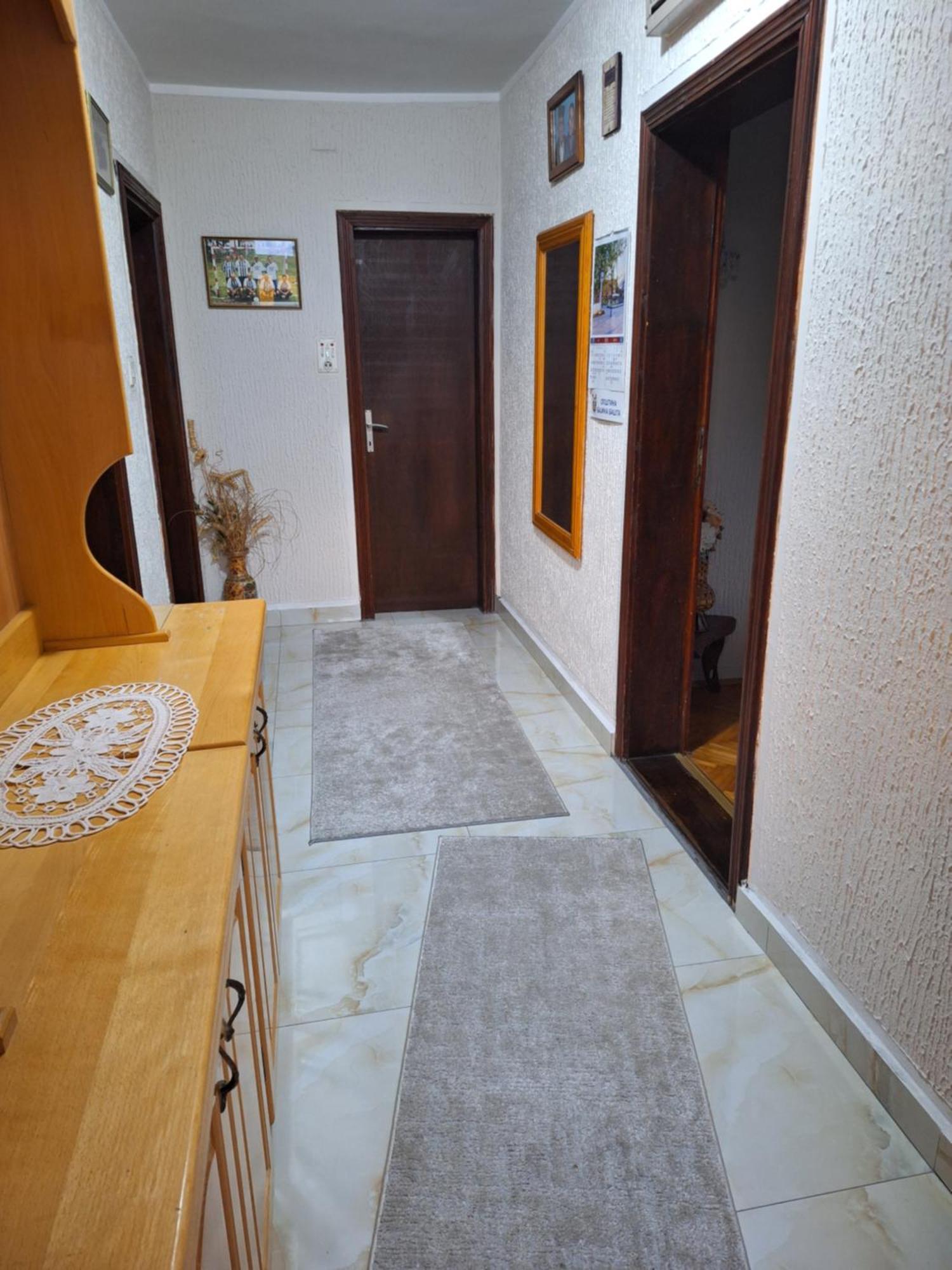 Apartman Баина-Башта Экстерьер фото